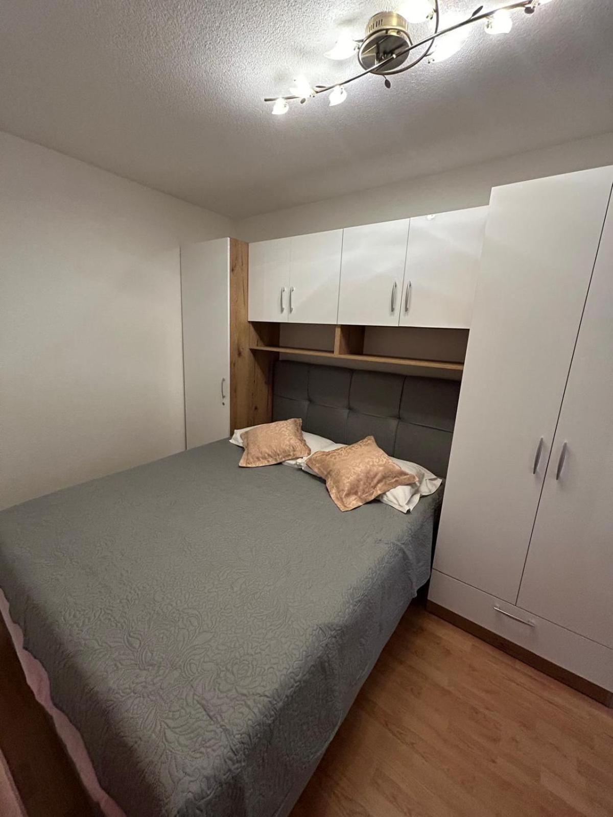 Apartment Lovre Topic Baška Voda Eksteriør bilde