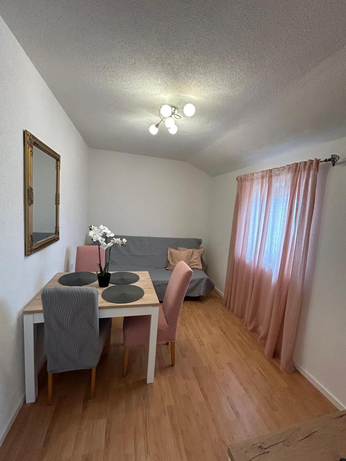Apartment Lovre Topic Baška Voda Eksteriør bilde