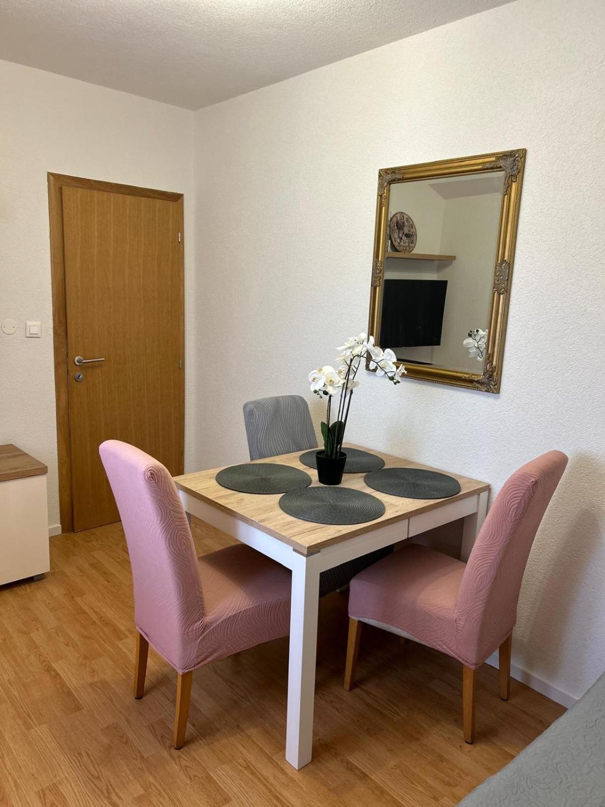 Apartment Lovre Topic Baška Voda Eksteriør bilde